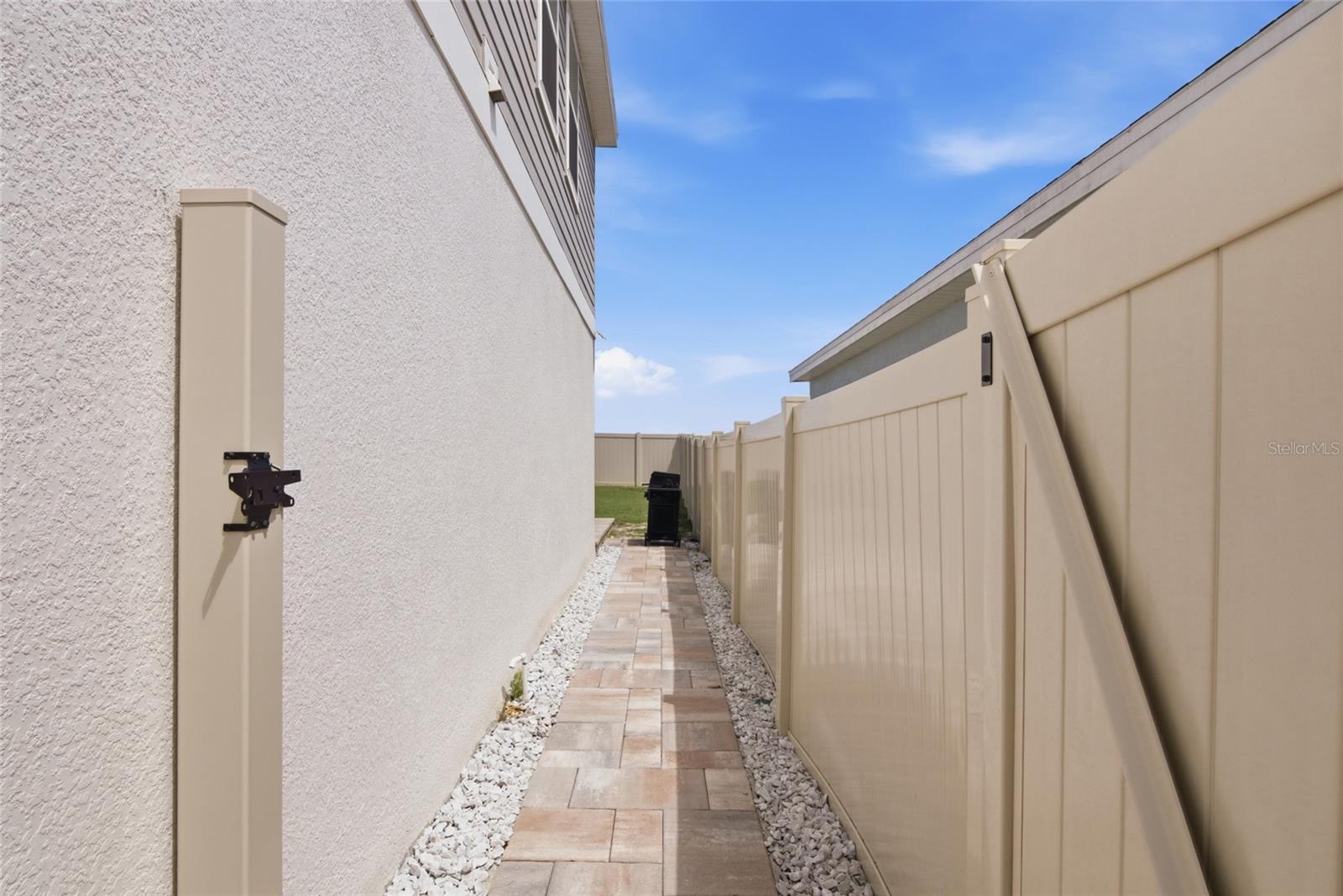 2707 RUNNERS CIR, CLERMONT, FL, 34714