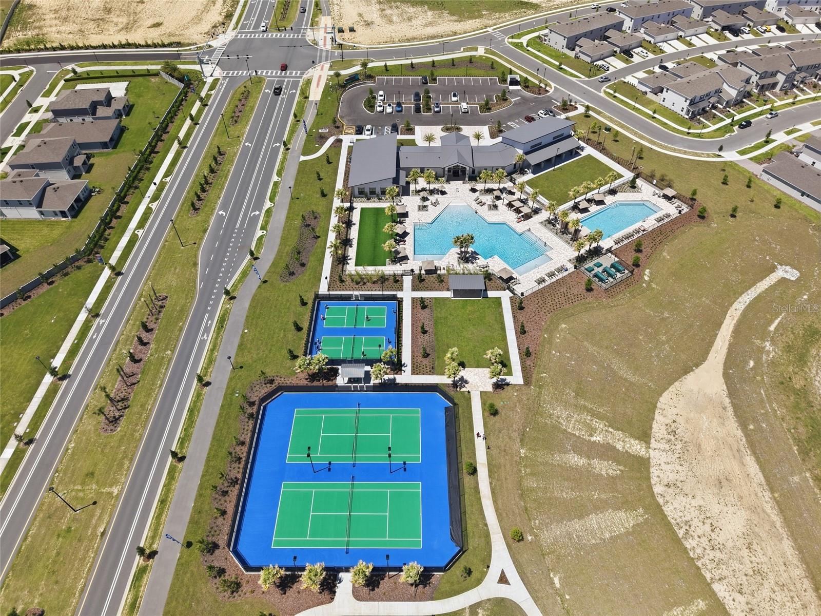 2707 RUNNERS CIR, CLERMONT, FL, 34714