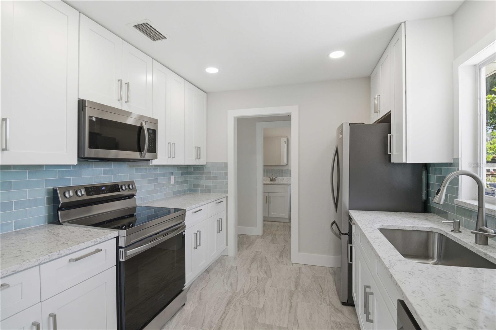 2816 MICHIGAN ST, SARASOTA, FL, 34237