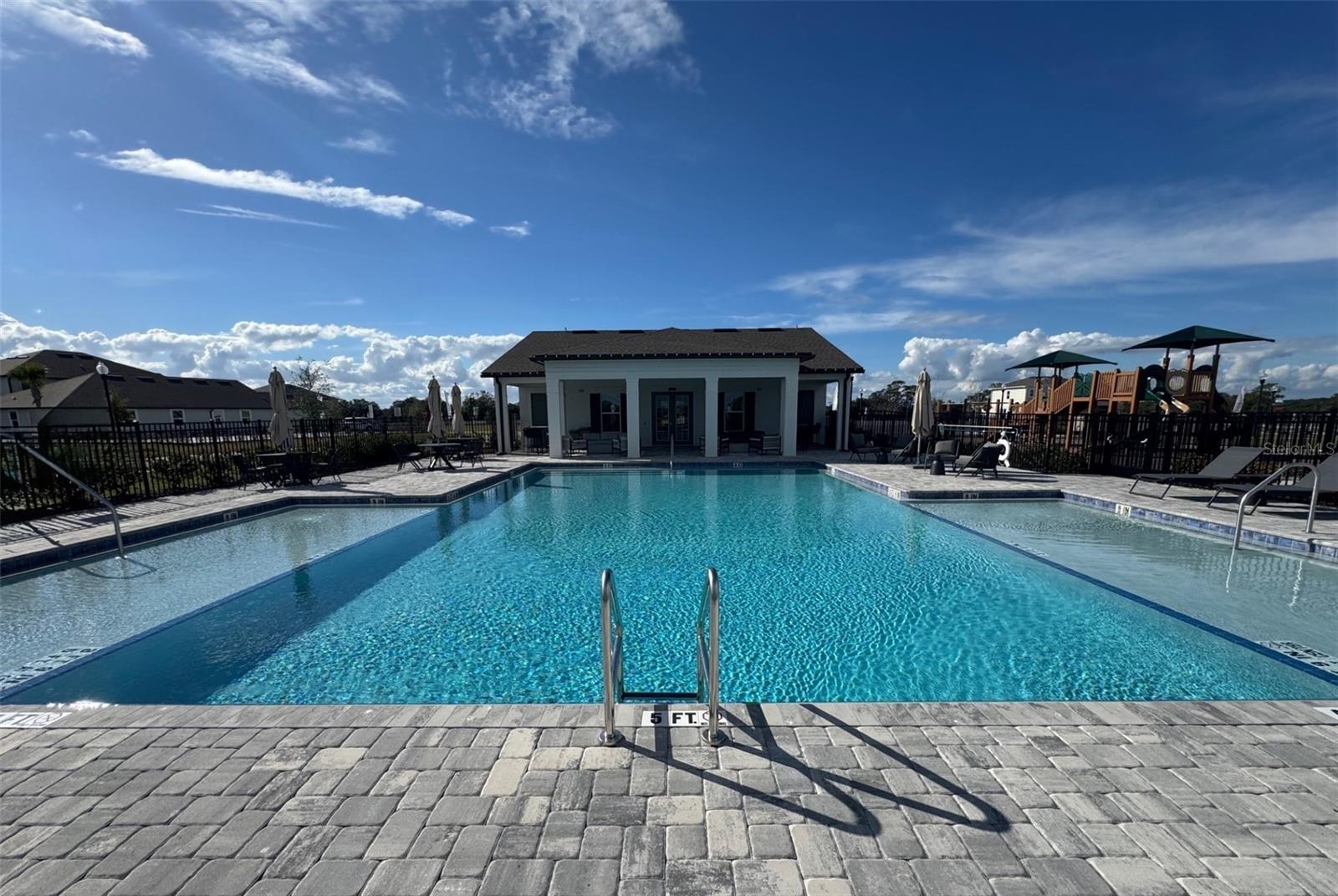 30123 EMERALD FOREST DR, MOUNT DORA, FL, 32757