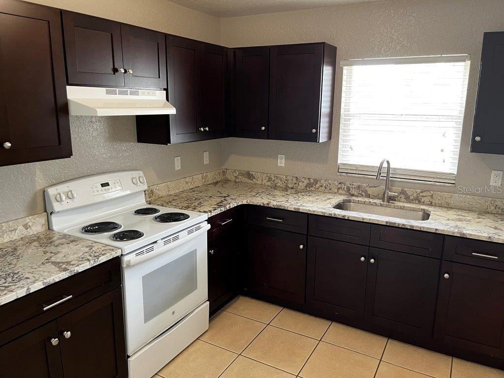 354 PEARLWOOD ST, ORLANDO, FL, 32811