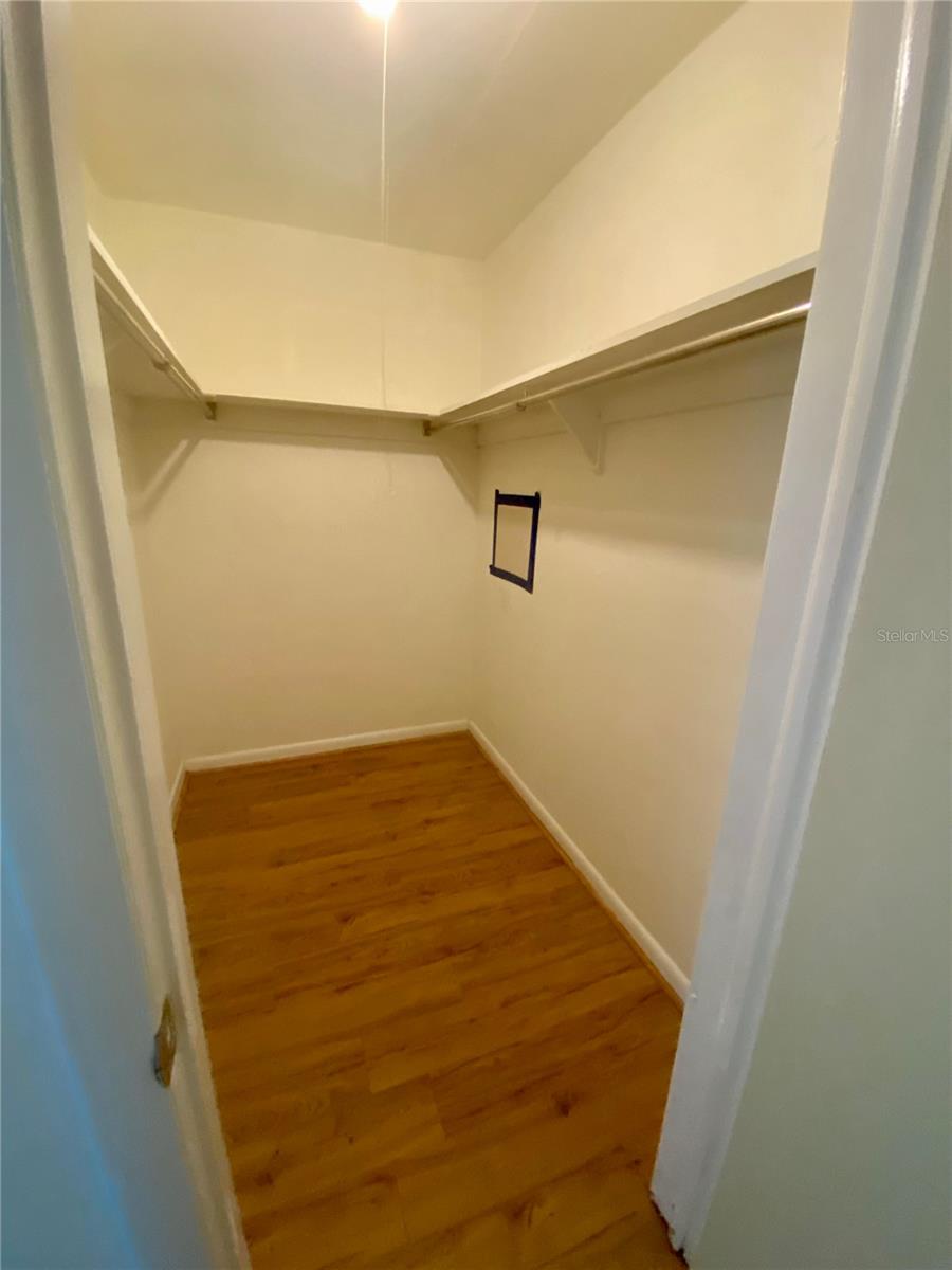 2084 RIDGELANE RD, CLEARWATER, FL, 33755