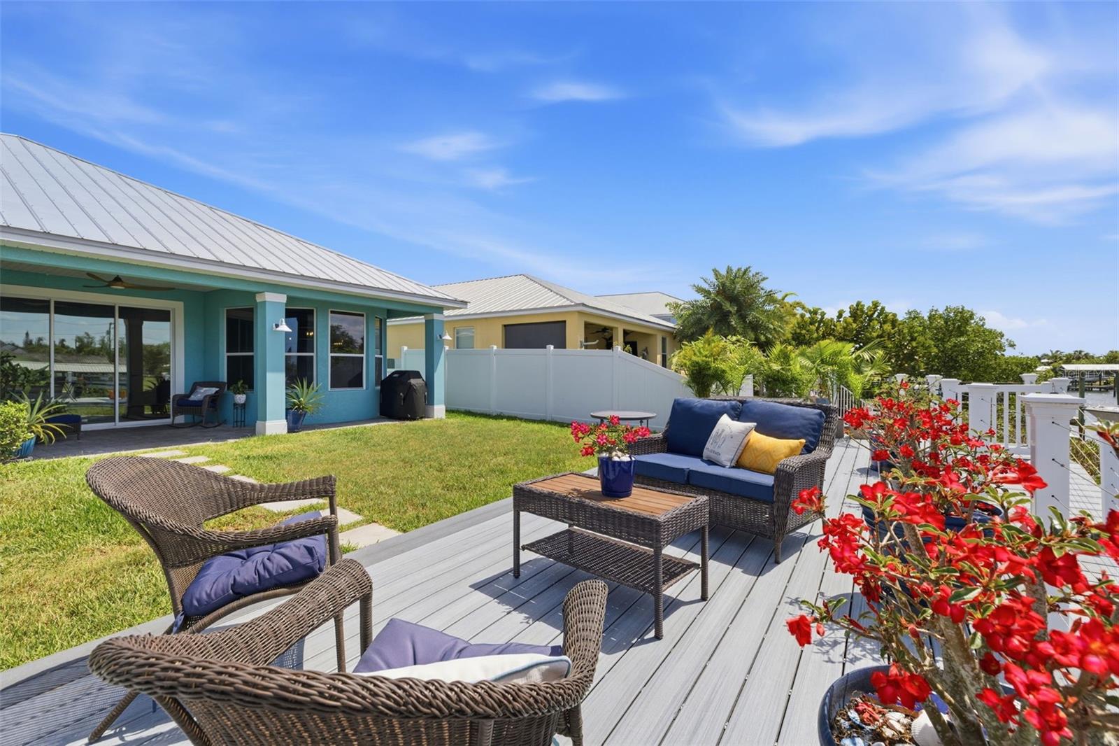 570 BIMINI BAY BLVD, APOLLO BEACH, FL, 33572