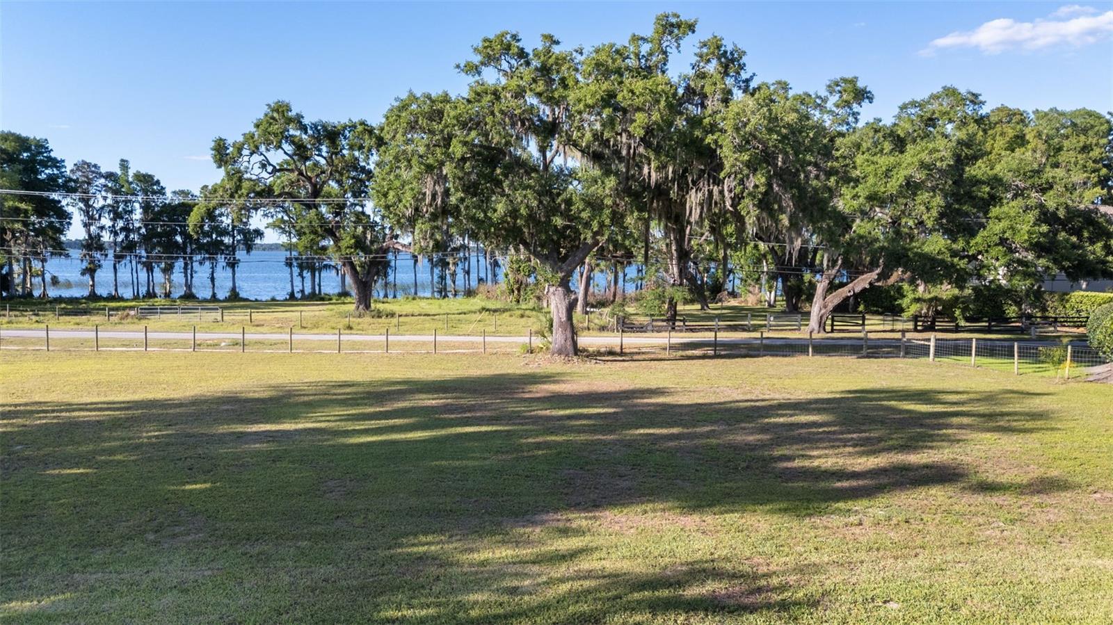 3321 N KINGSWAY RD, THONOTOSASSA, FL, 33592