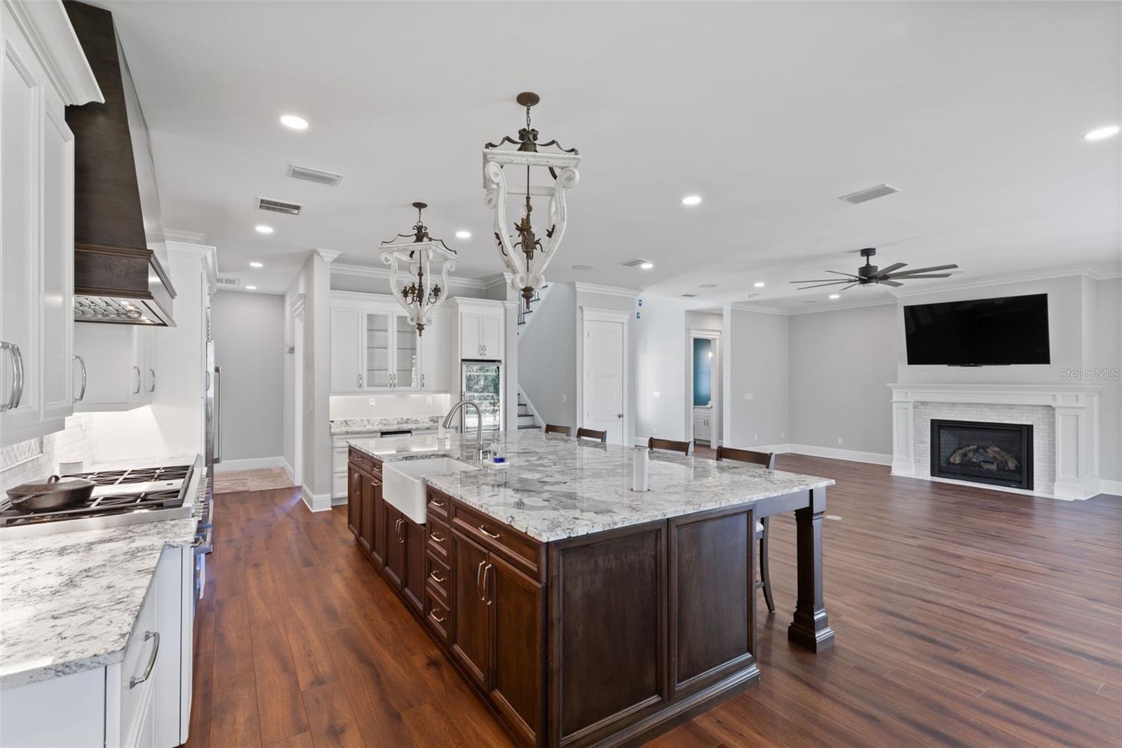 3321 N KINGSWAY RD, THONOTOSASSA, FL, 33592