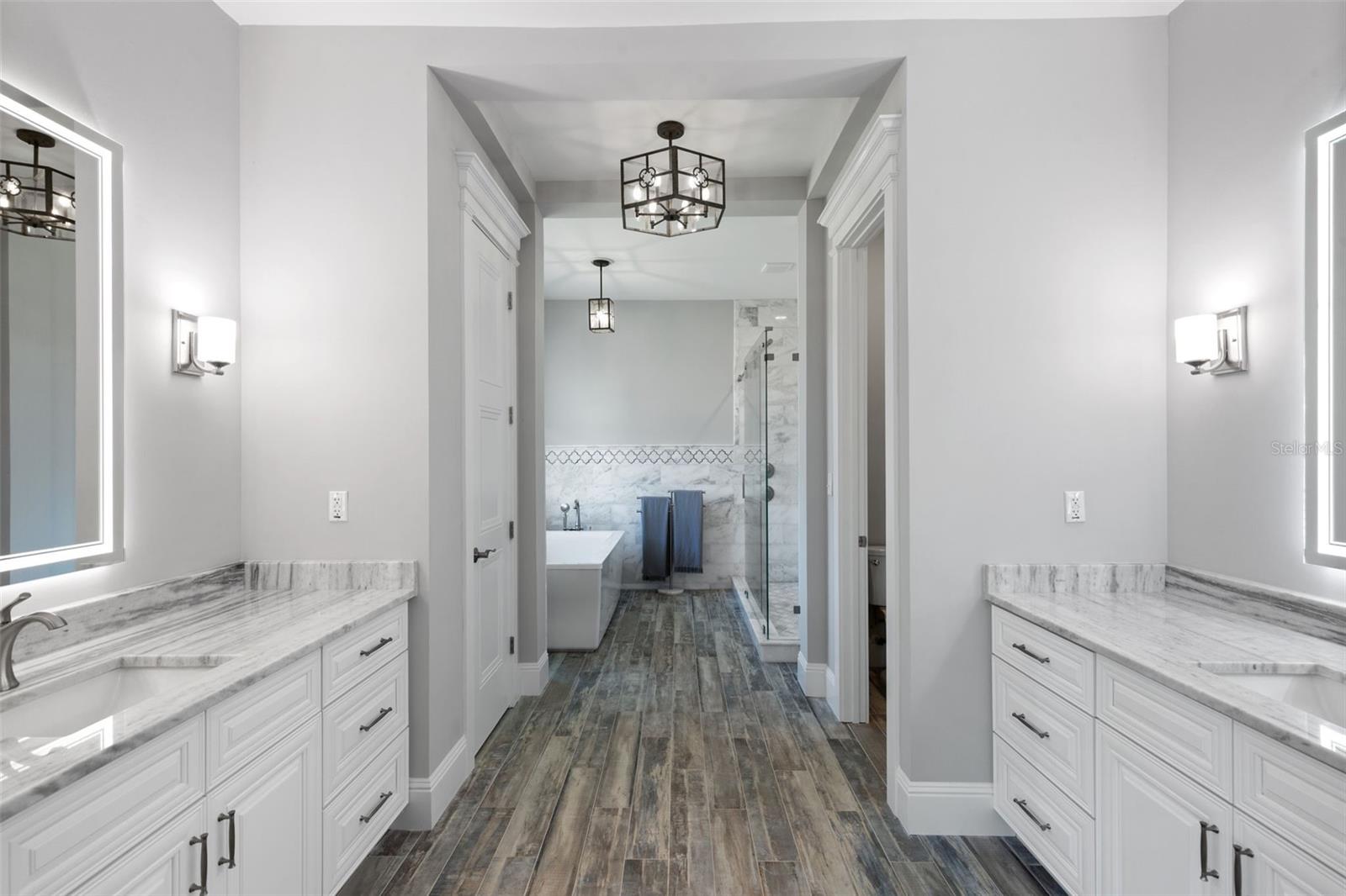 3321 N KINGSWAY RD, THONOTOSASSA, FL, 33592