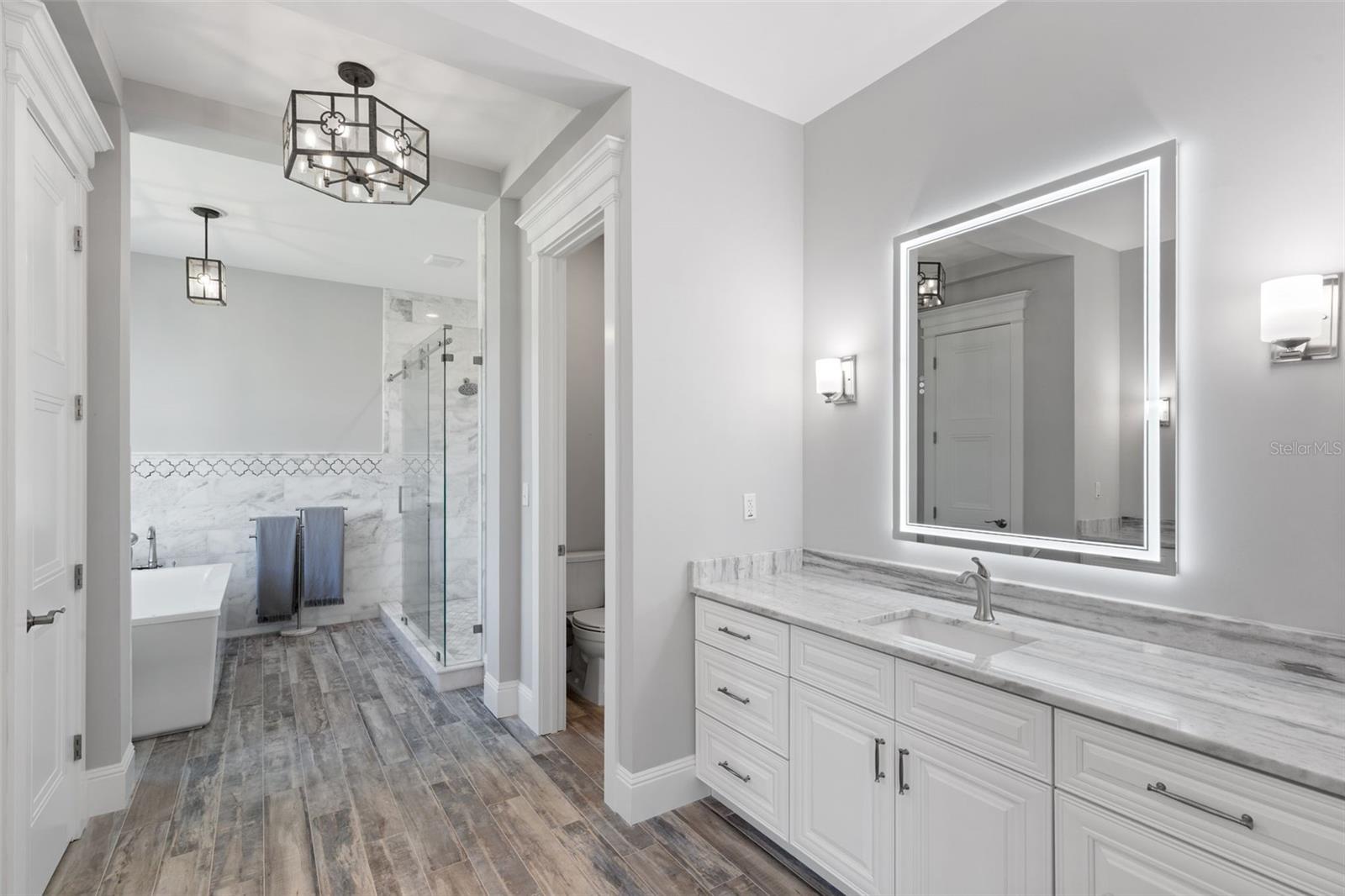 3321 N KINGSWAY RD, THONOTOSASSA, FL, 33592