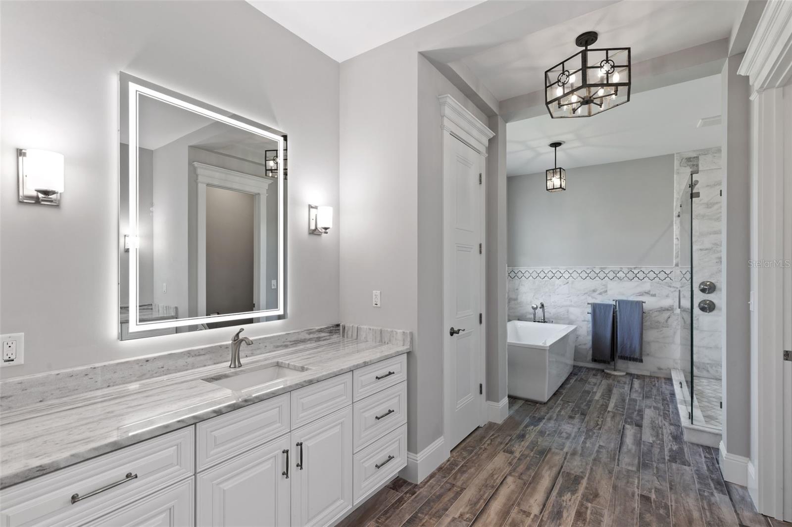 3321 N KINGSWAY RD, THONOTOSASSA, FL, 33592