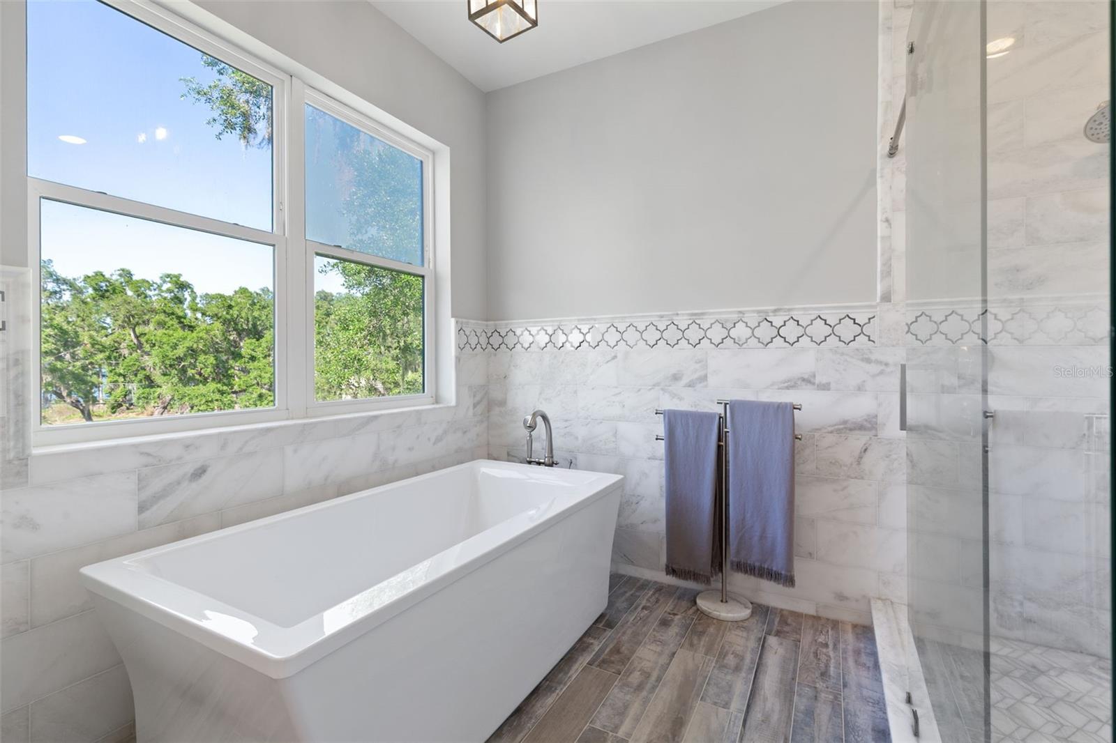 3321 N KINGSWAY RD, THONOTOSASSA, FL, 33592