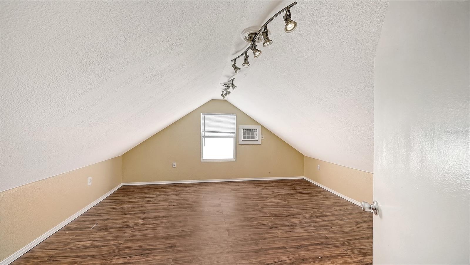 420 KUMQUAT CT, SARASOTA, FL, 34236