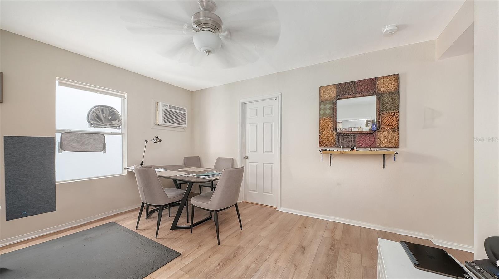 420 KUMQUAT CT, SARASOTA, FL, 34236