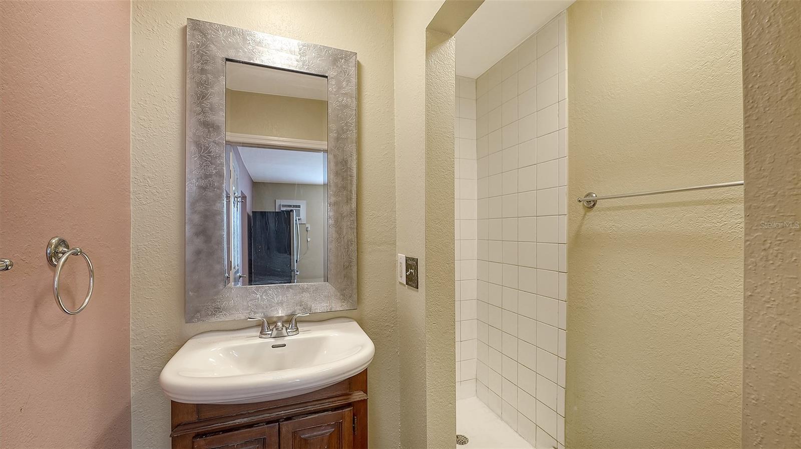 420 KUMQUAT CT, SARASOTA, FL, 34236