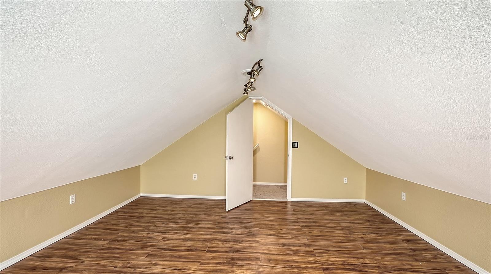 420 KUMQUAT CT, SARASOTA, FL, 34236