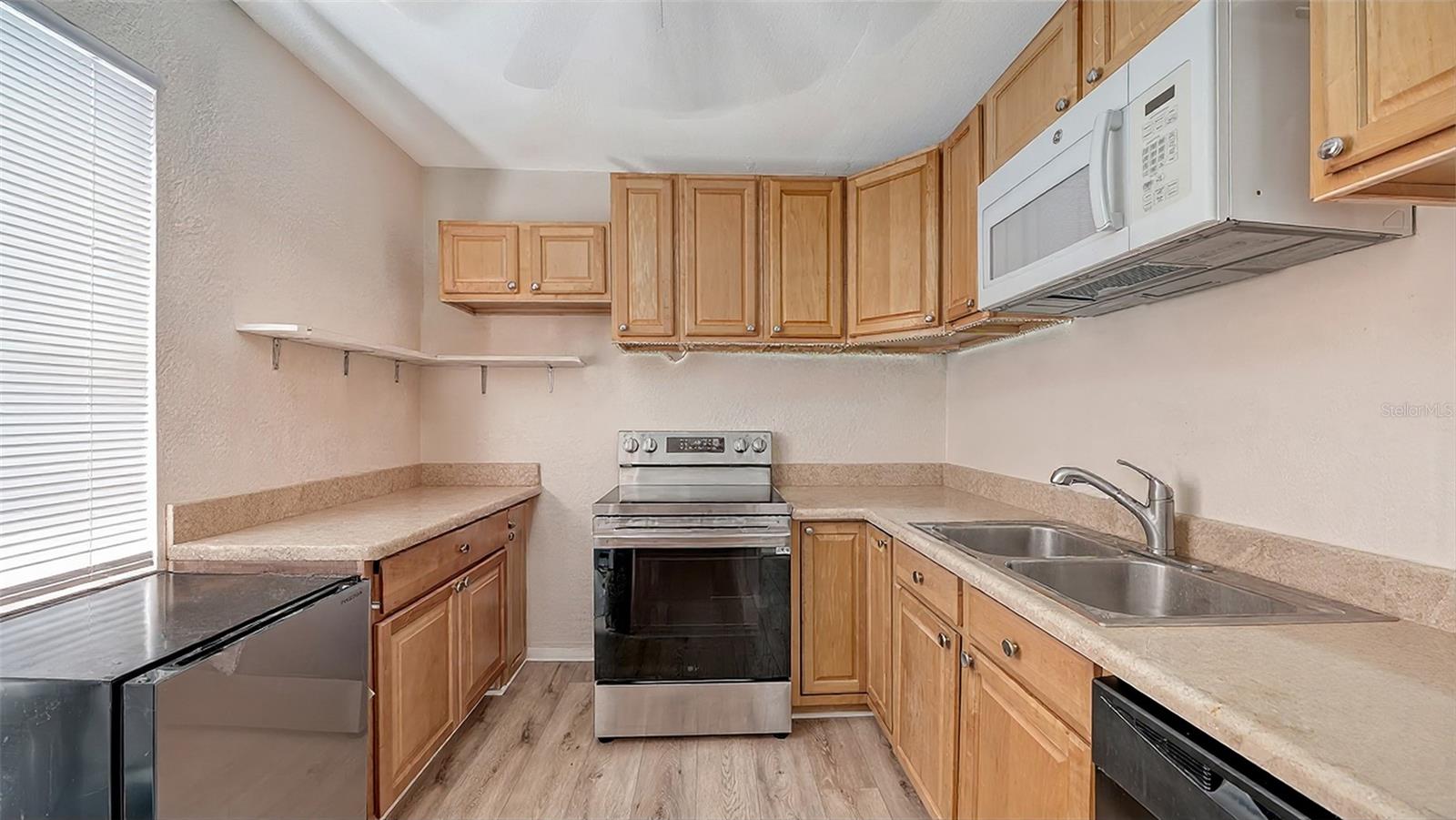 420 KUMQUAT CT, SARASOTA, FL, 34236