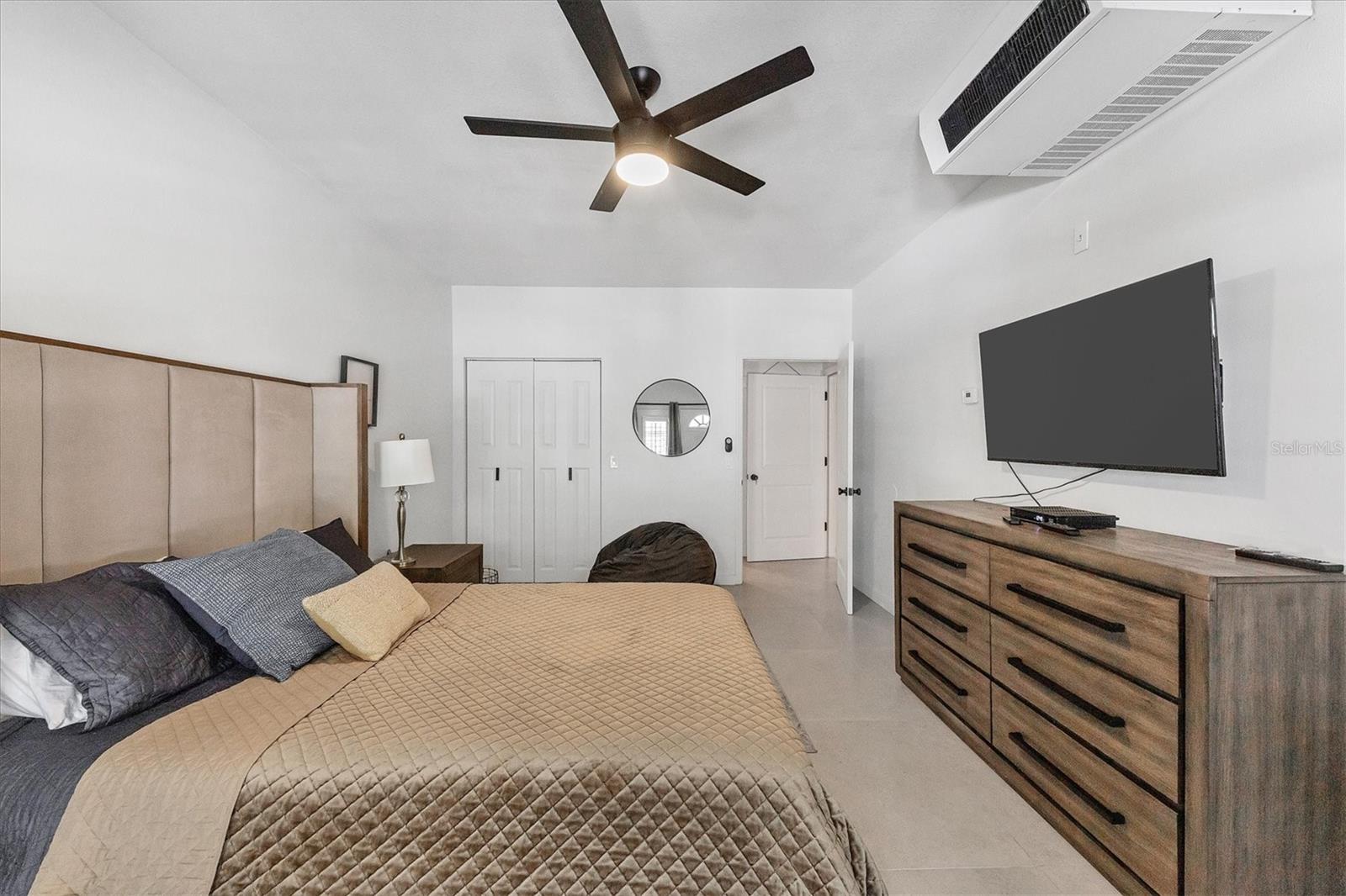 3401 54TH DR W #203, BRADENTON, FL, 34210