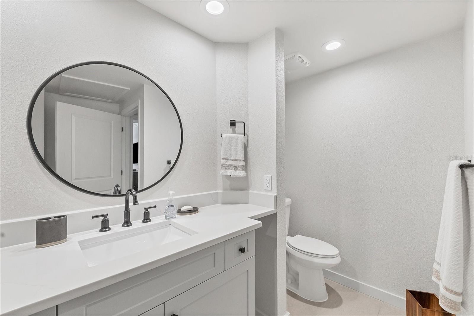 3401 54TH DR W #203, BRADENTON, FL, 34210