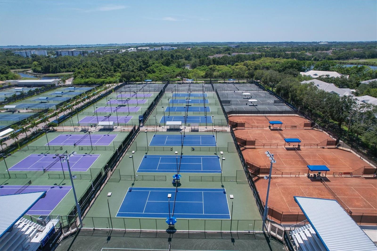 3401 54TH DR W #203, BRADENTON, FL, 34210