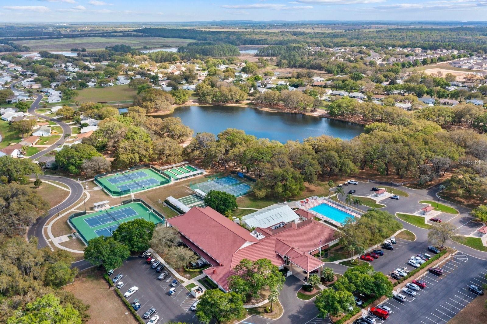 26245 NEWCOMBE CIR, LEESBURG, FL, 34748