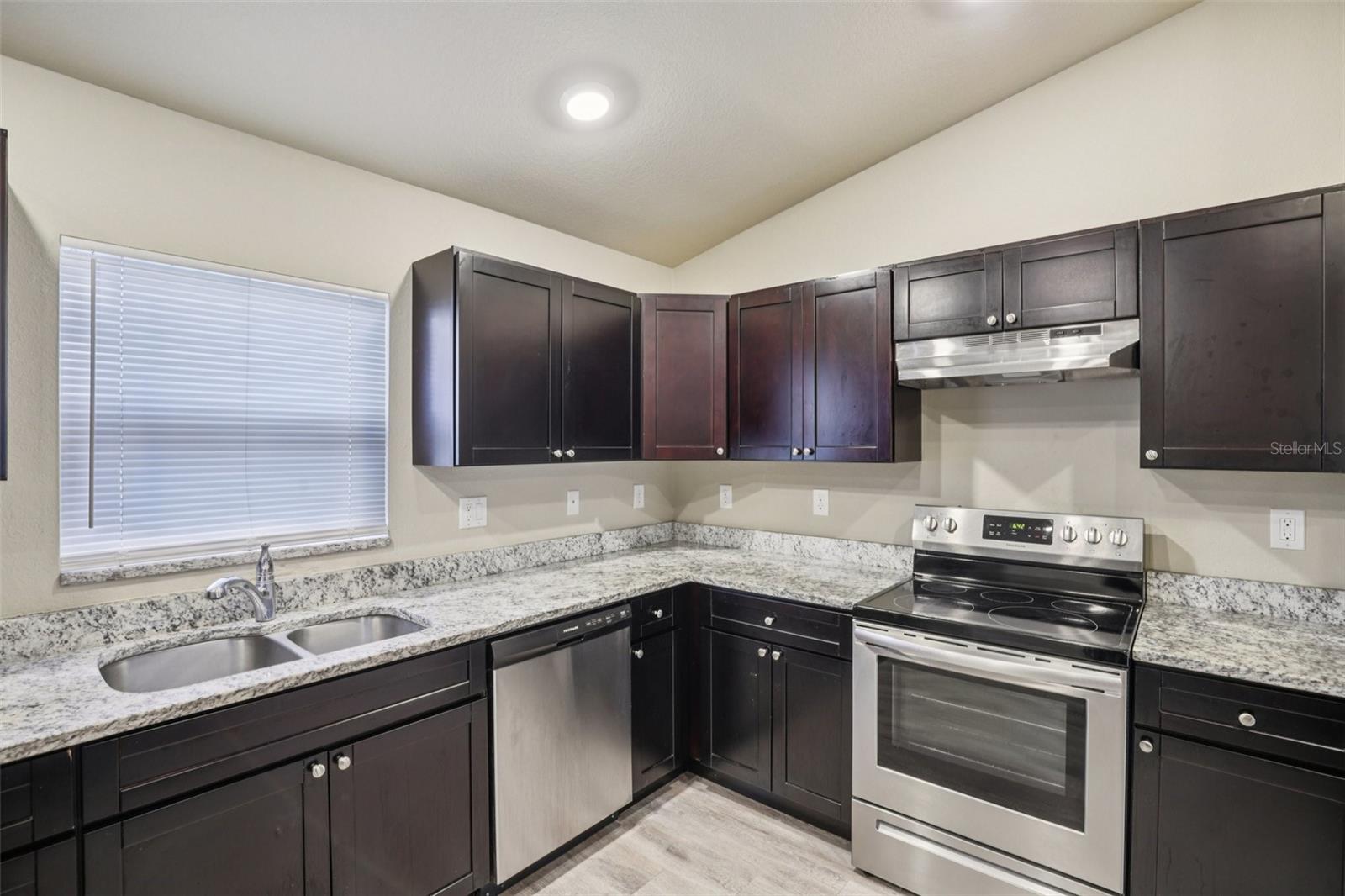 2012 NW JUANITA PL, CAPE CORAL, FL, 33993