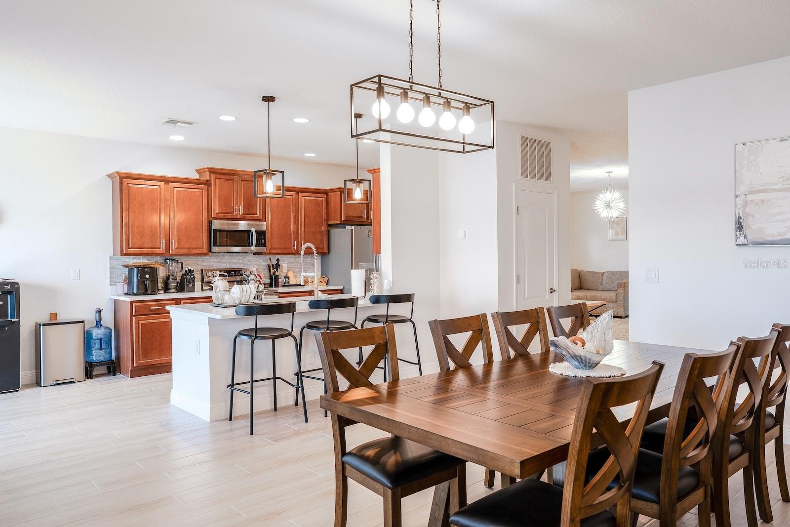 8610 TURNSTONE SHORE LN, RIVERVIEW, FL, 33578