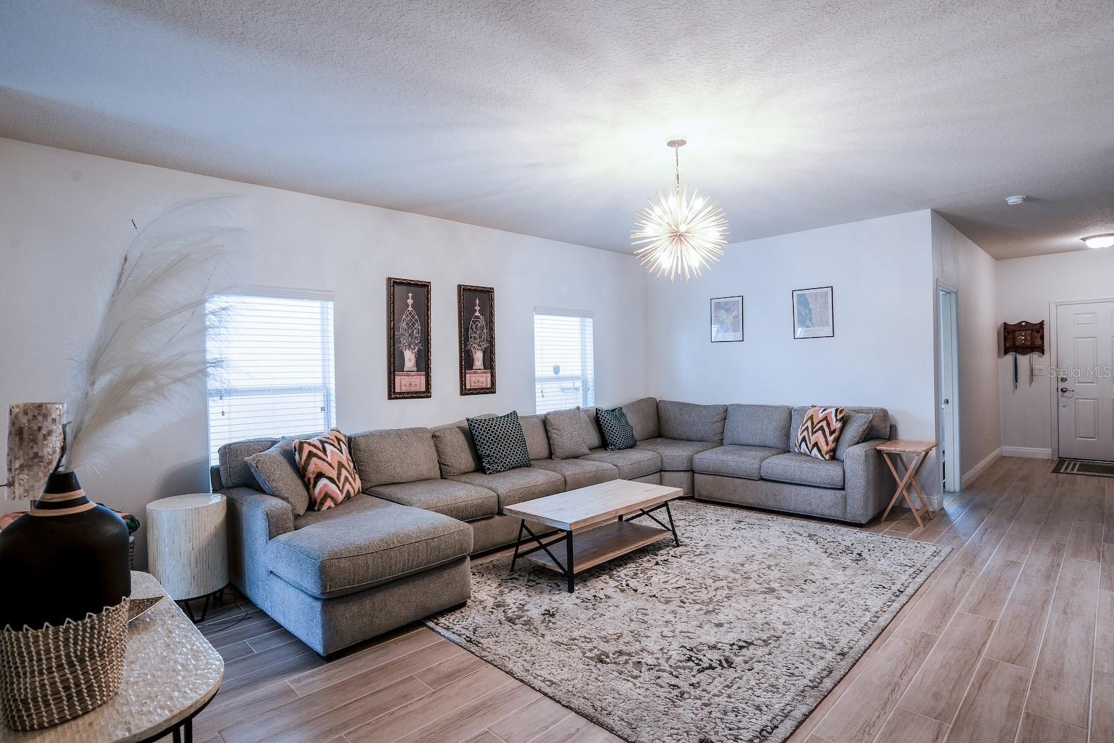 8610 TURNSTONE SHORE LN, RIVERVIEW, FL, 33578