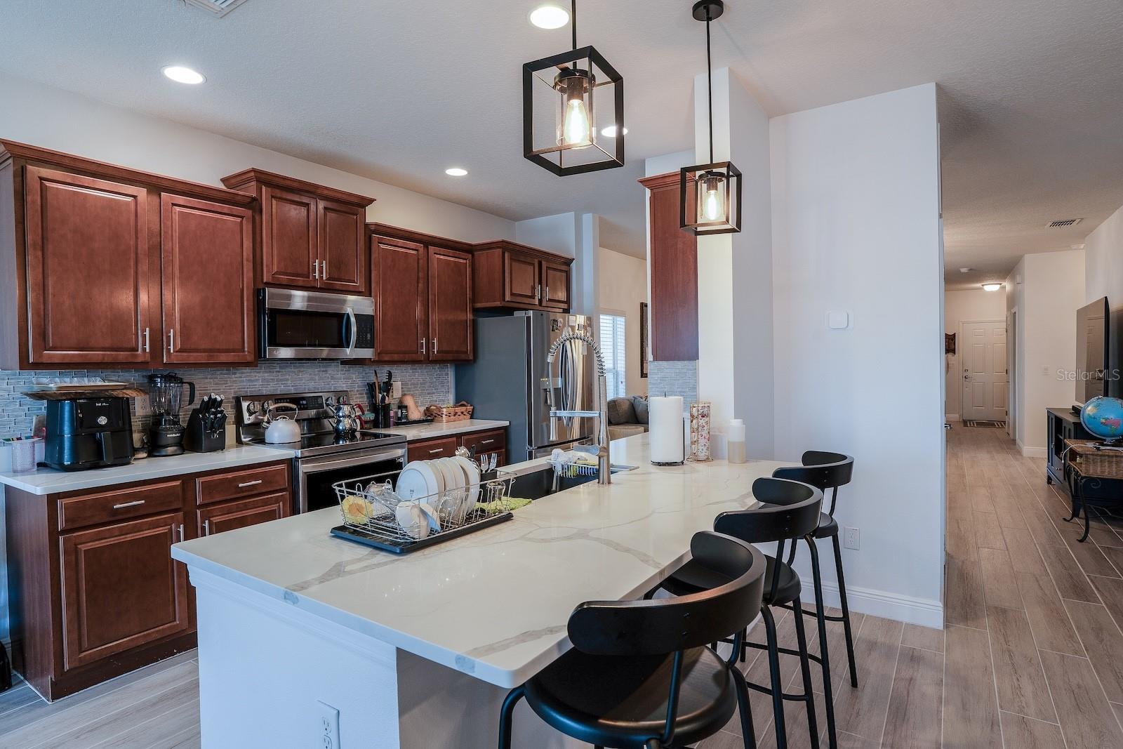 8610 TURNSTONE SHORE LN, RIVERVIEW, FL, 33578