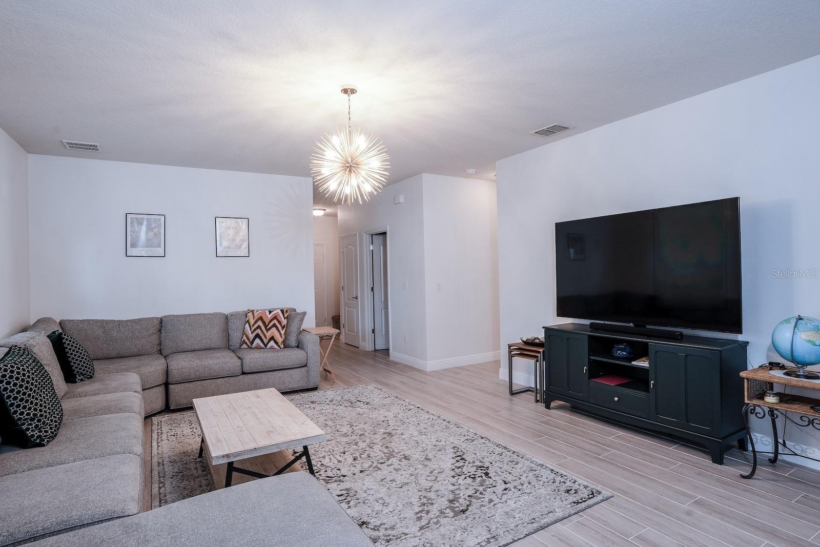 8610 TURNSTONE SHORE LN, RIVERVIEW, FL, 33578