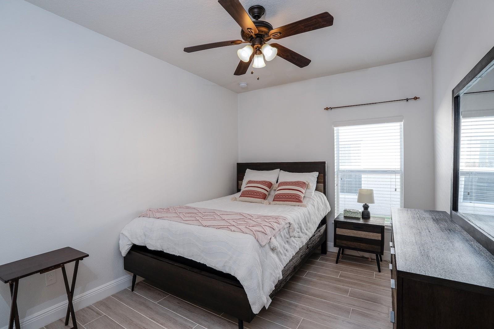 8610 TURNSTONE SHORE LN, RIVERVIEW, FL, 33578