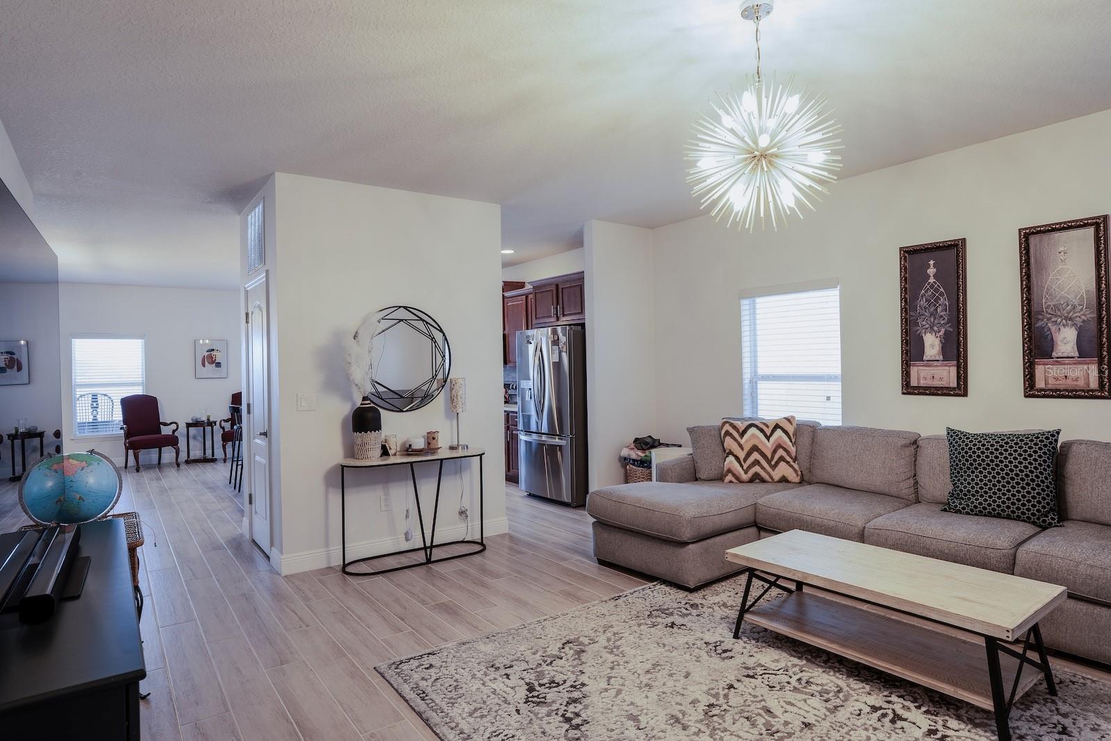 8610 TURNSTONE SHORE LN, RIVERVIEW, FL, 33578