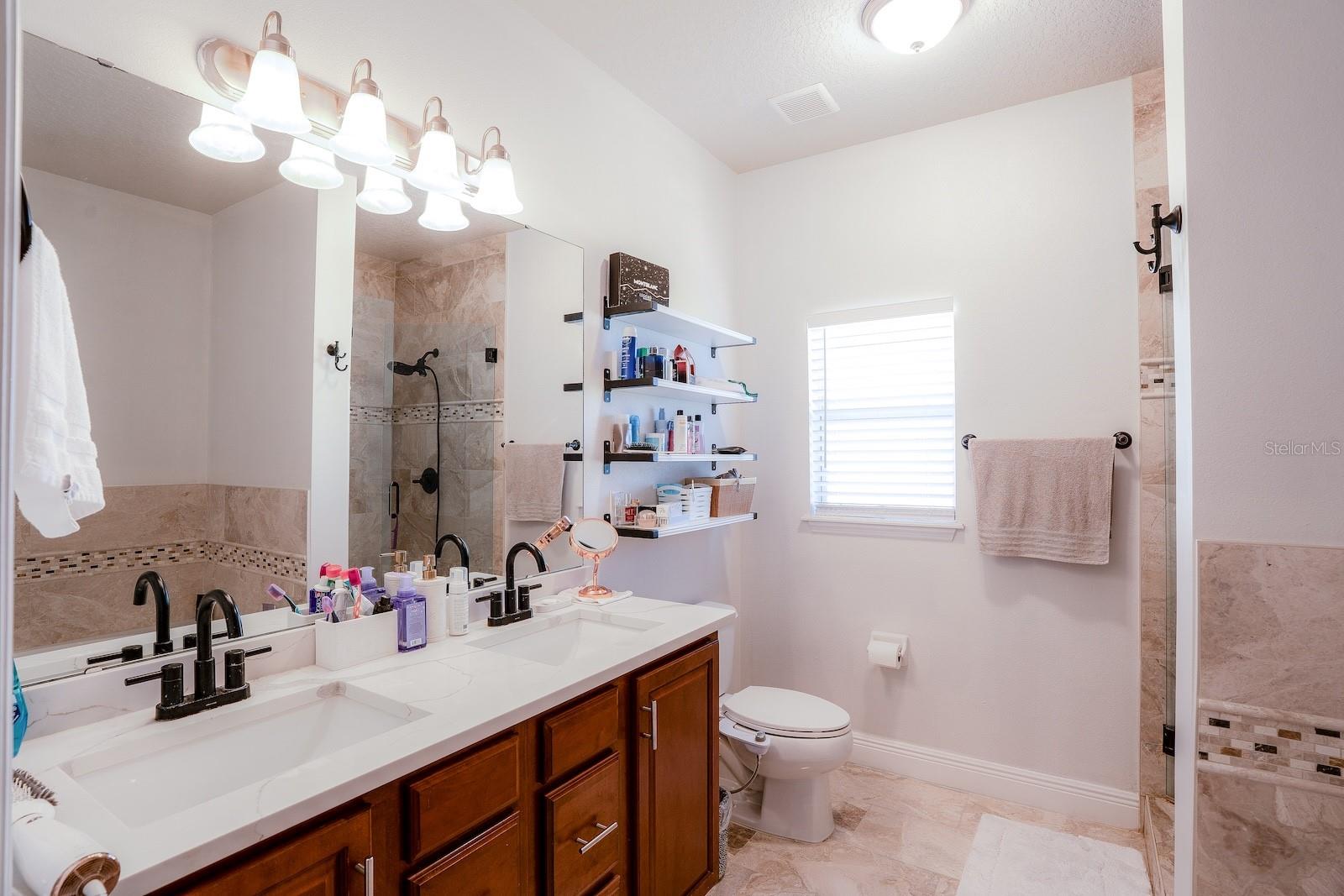 8610 TURNSTONE SHORE LN, RIVERVIEW, FL, 33578