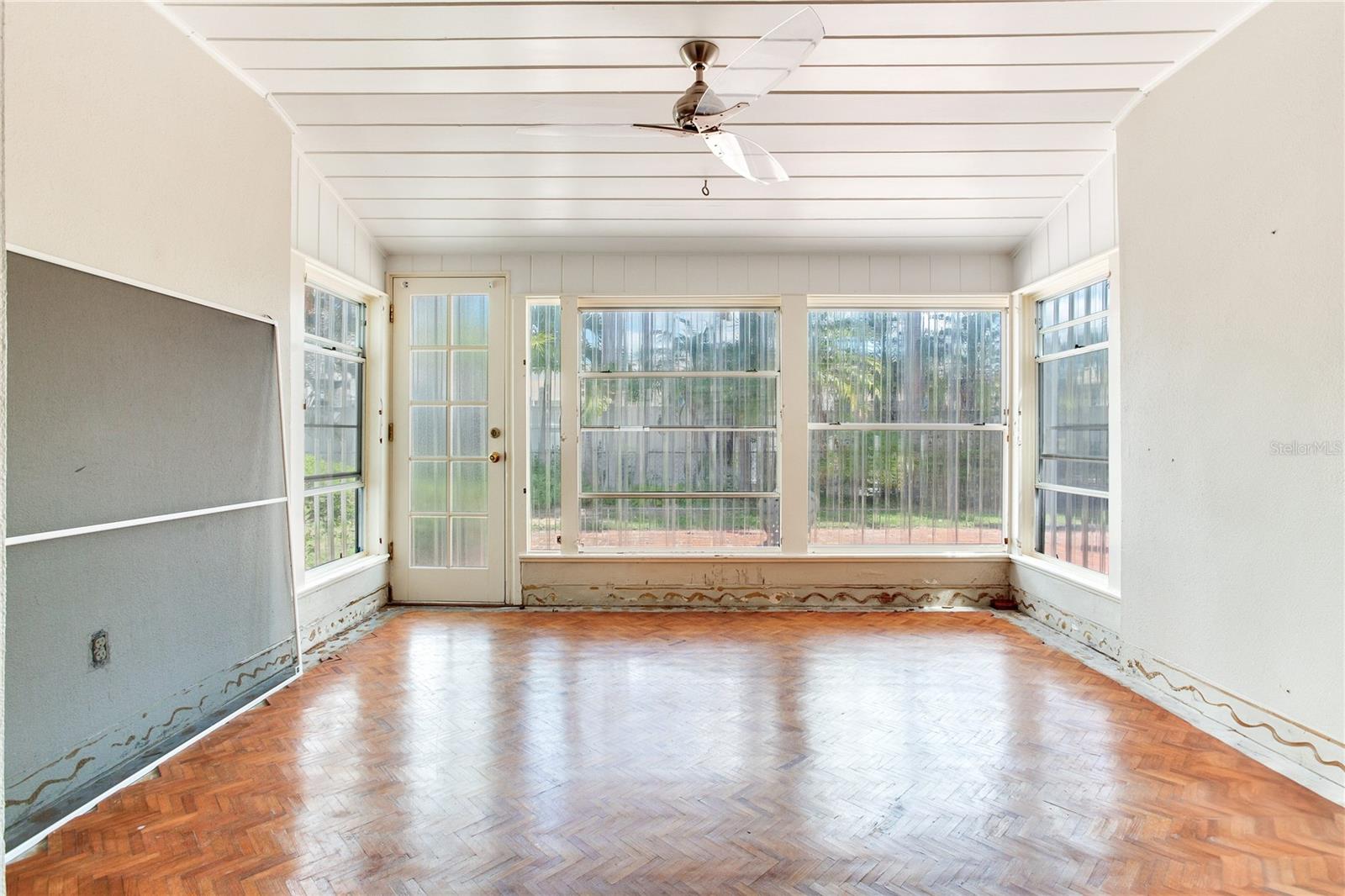 16107 GULF BLVD, REDINGTON BEACH, FL, 33708