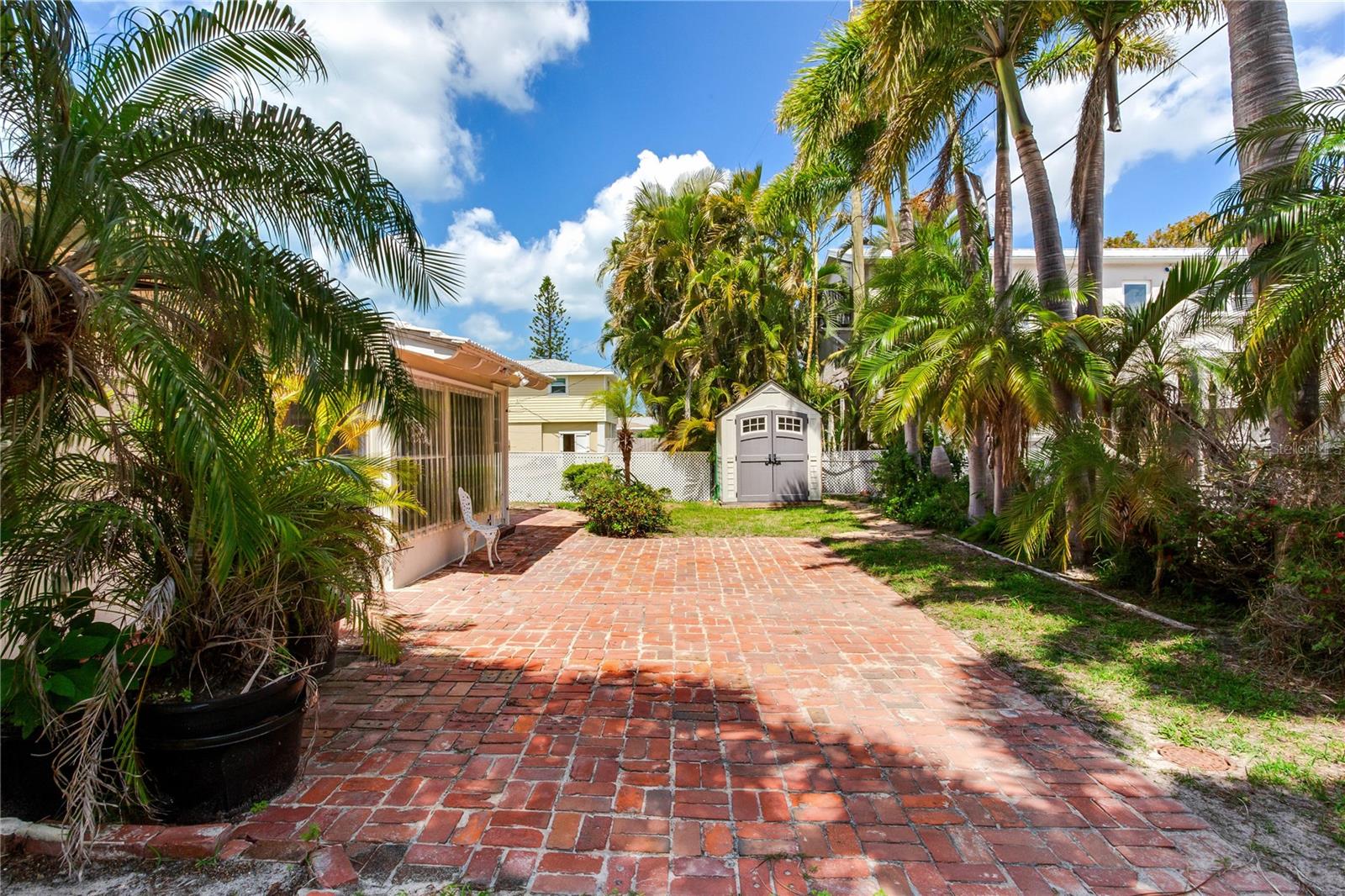 16107 GULF BLVD, REDINGTON BEACH, FL, 33708