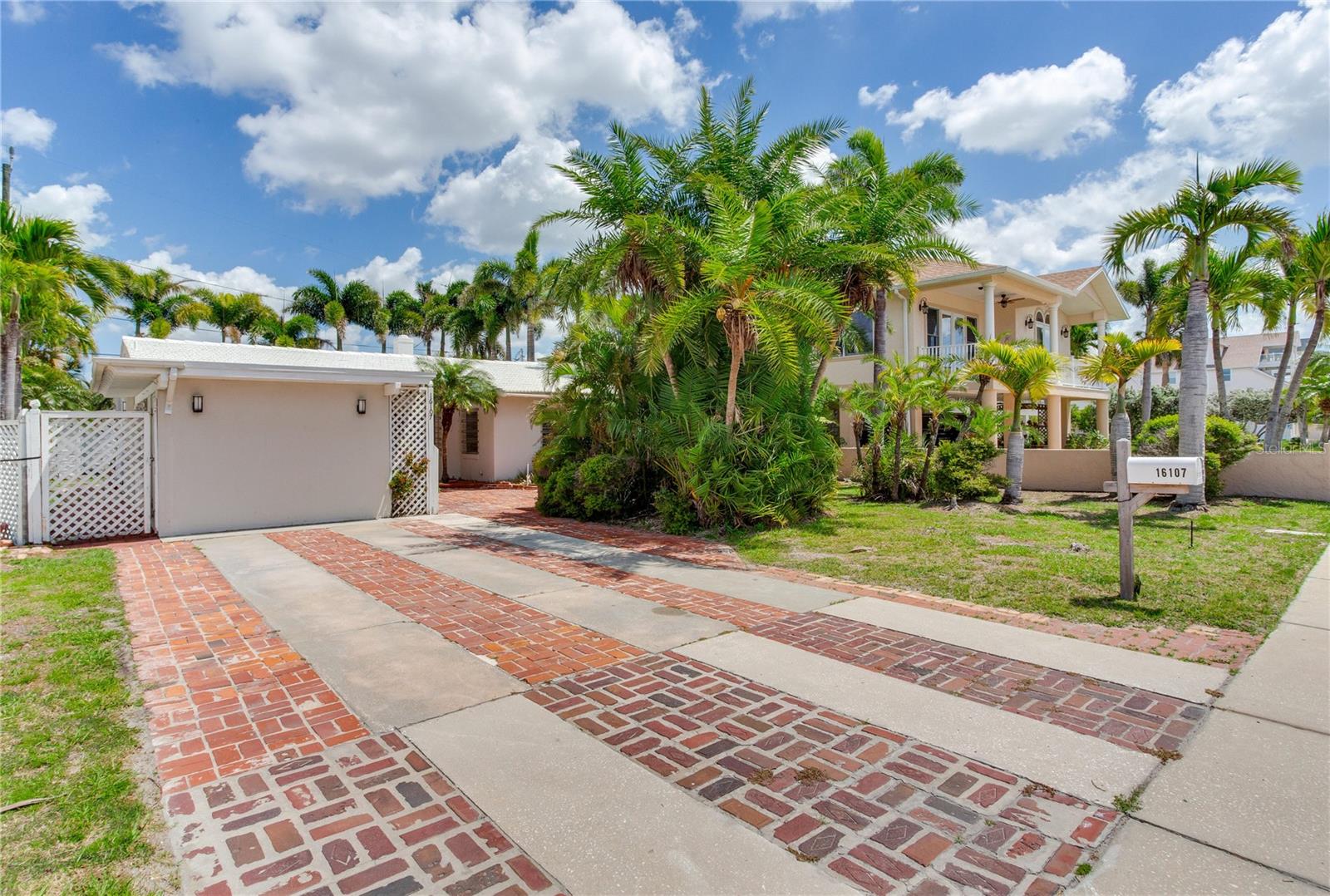16107 GULF BLVD, REDINGTON BEACH, FL, 33708