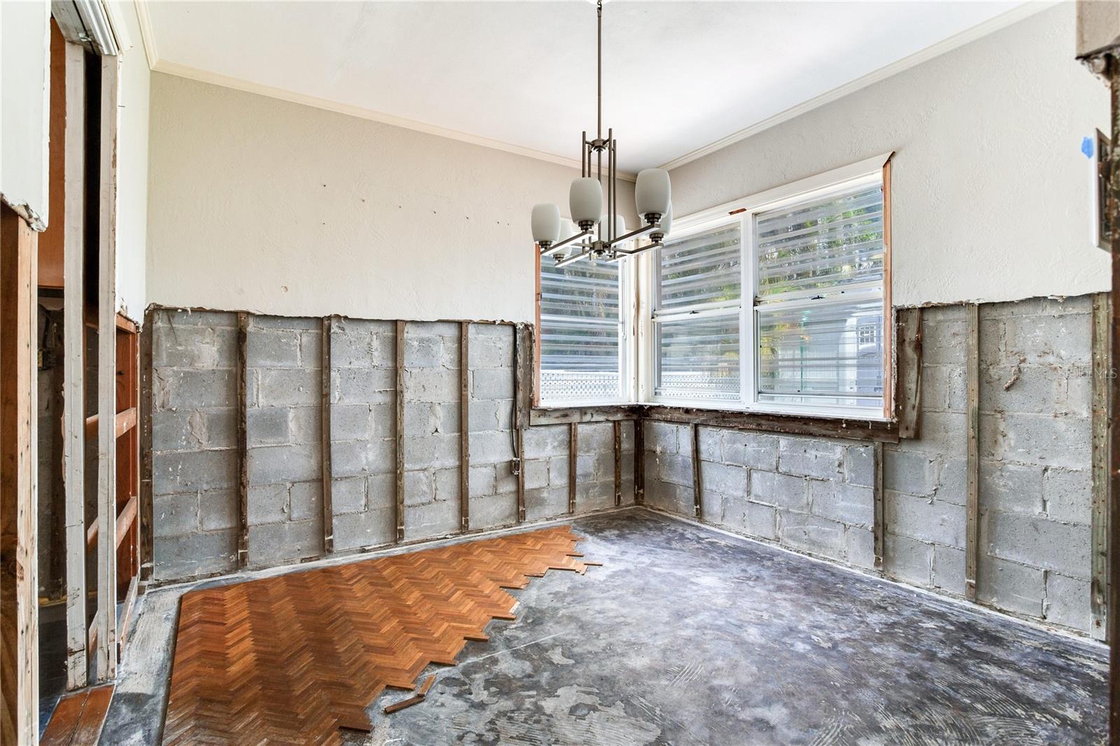 16107 GULF BLVD, REDINGTON BEACH, FL, 33708