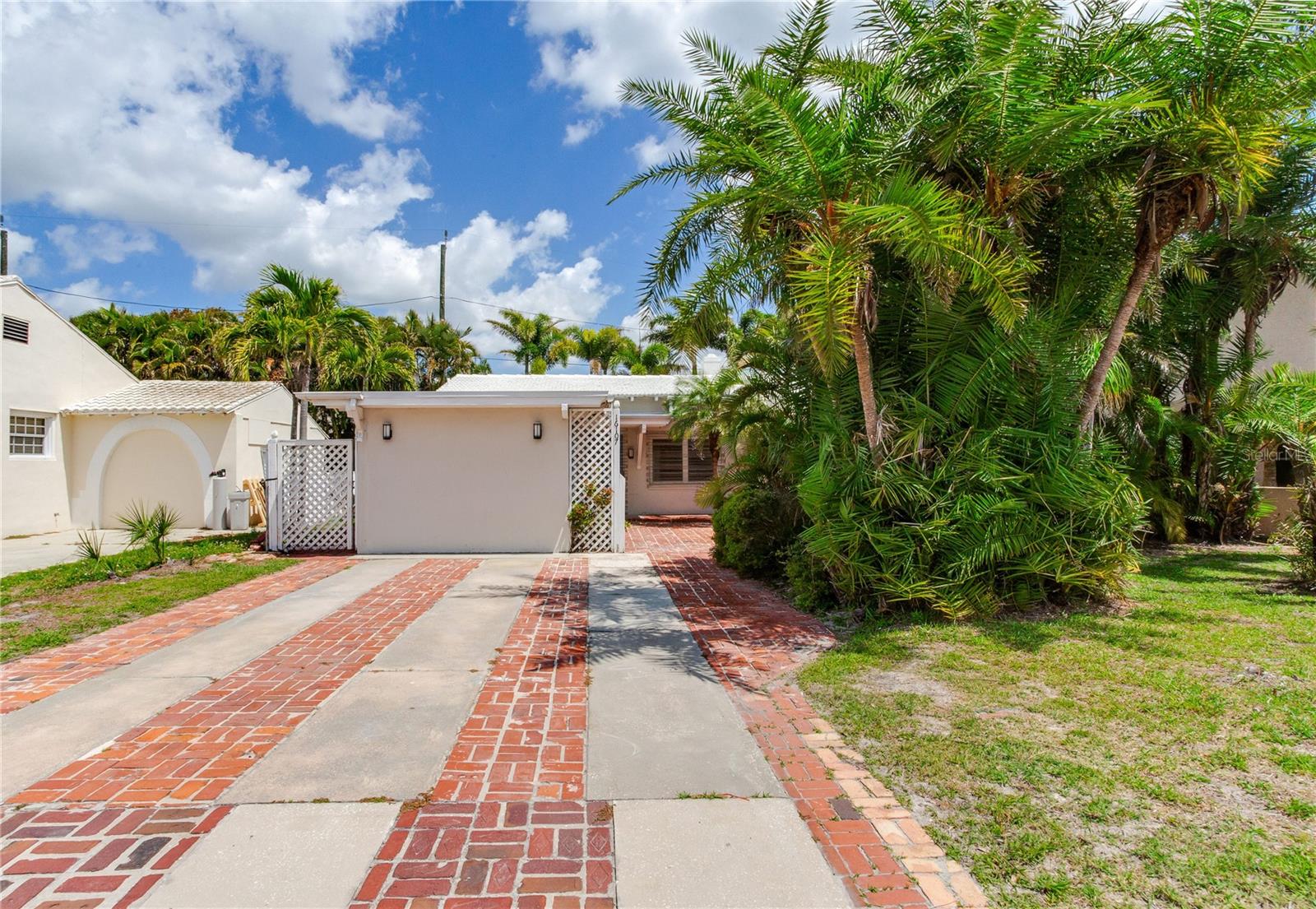16107 GULF BLVD, REDINGTON BEACH, FL, 33708