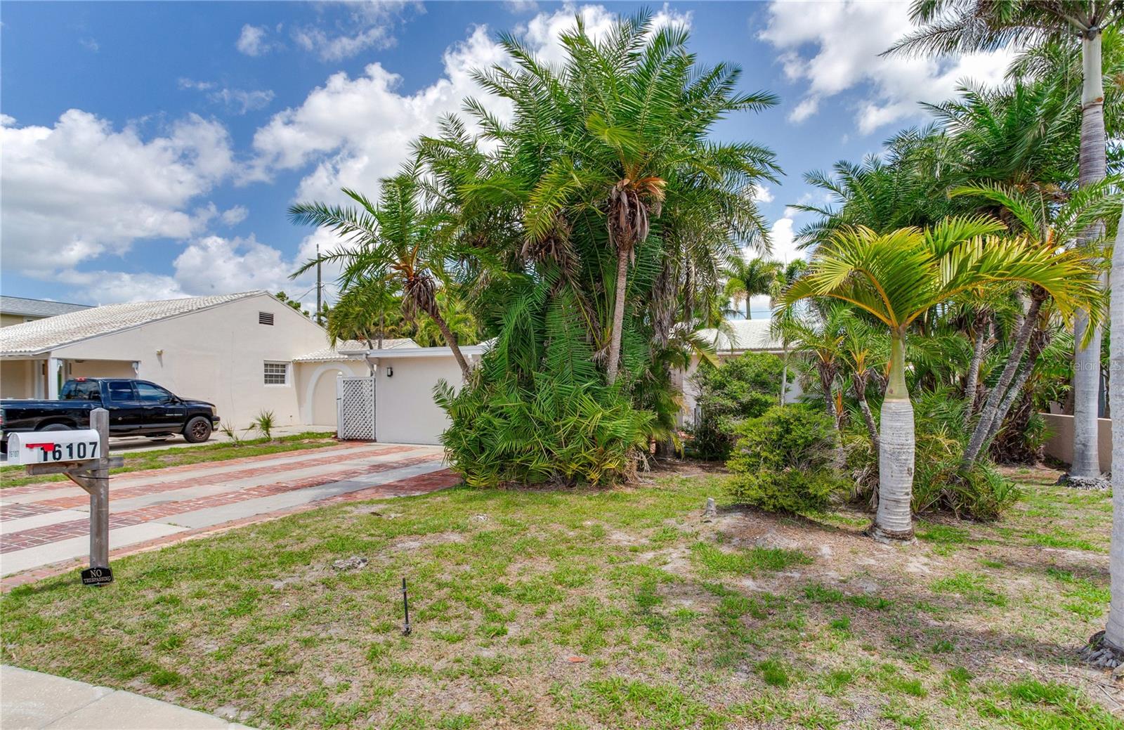 16107 GULF BLVD, REDINGTON BEACH, FL, 33708