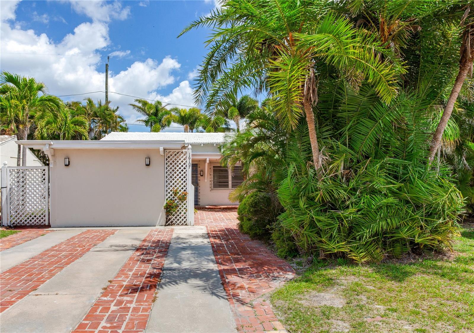 16107 GULF BLVD, REDINGTON BEACH, FL, 33708