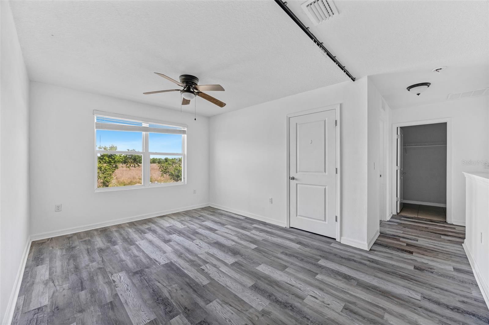 10019 GEESE TRAIL CIR, SUN CITY CENTER, FL, 33573