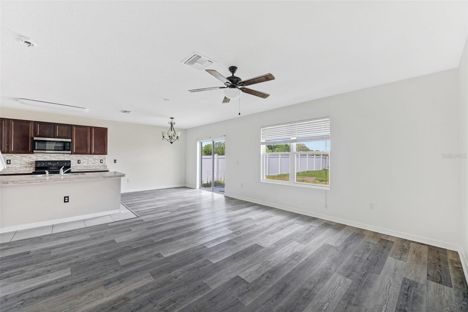 10019 GEESE TRAIL CIR, SUN CITY CENTER, FL, 33573