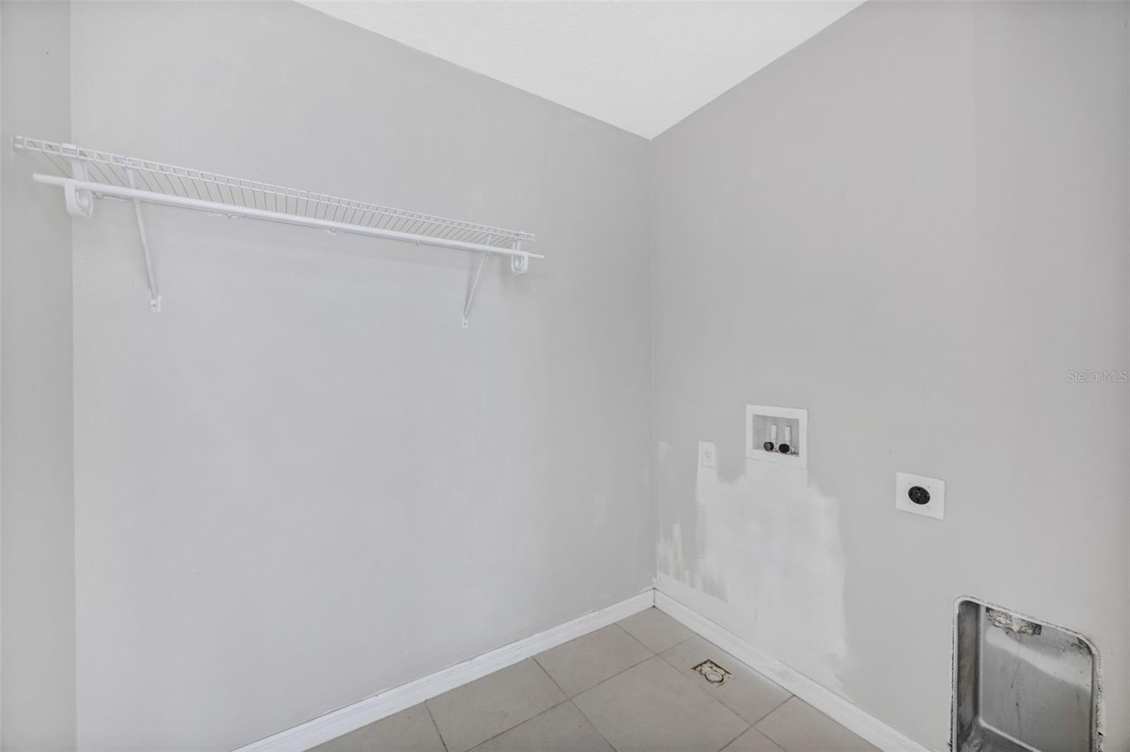 10019 GEESE TRAIL CIR, SUN CITY CENTER, FL, 33573