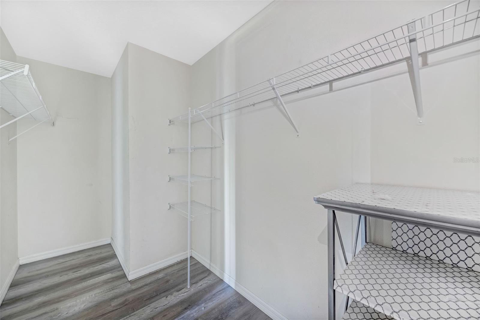 10019 GEESE TRAIL CIR, SUN CITY CENTER, FL, 33573