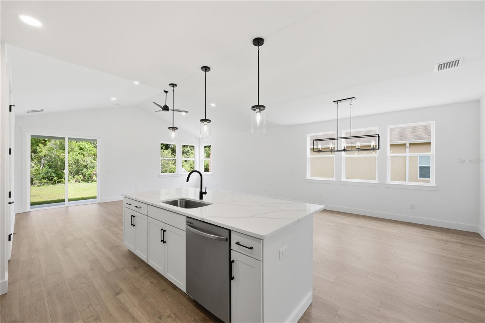 15 ULMUS PL, PALM COAST, FL, 32164