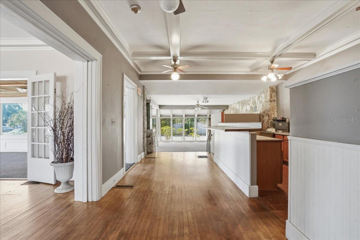 337 US-41 BUS., PALMETTO, FL, 34221