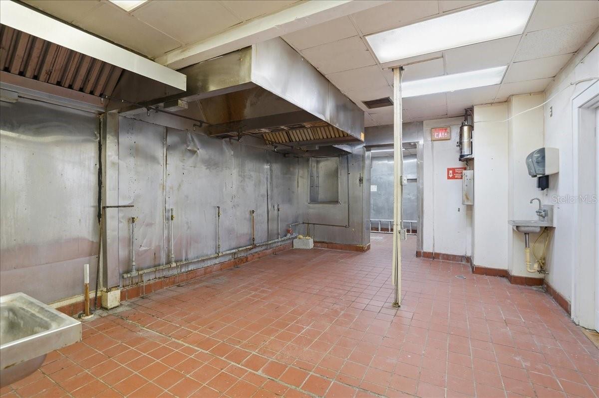 337 US-41 BUS., PALMETTO, FL, 34221