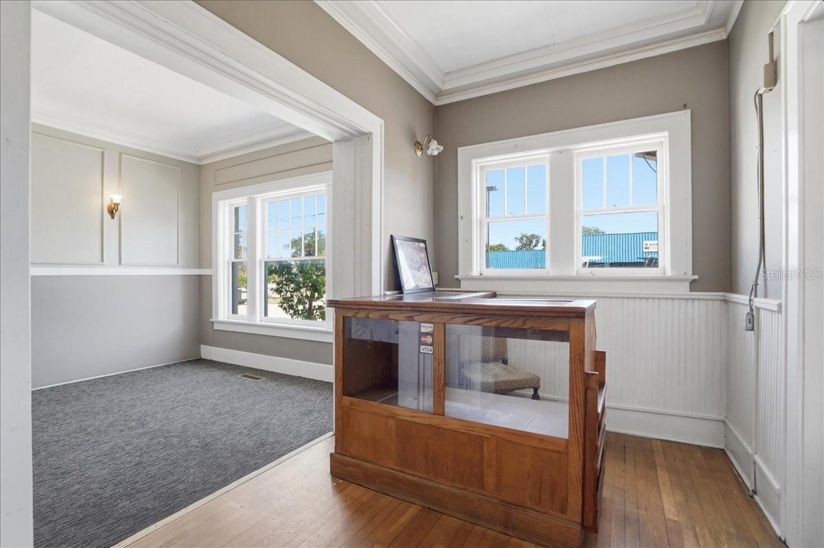 337 US-41 BUS., PALMETTO, FL, 34221