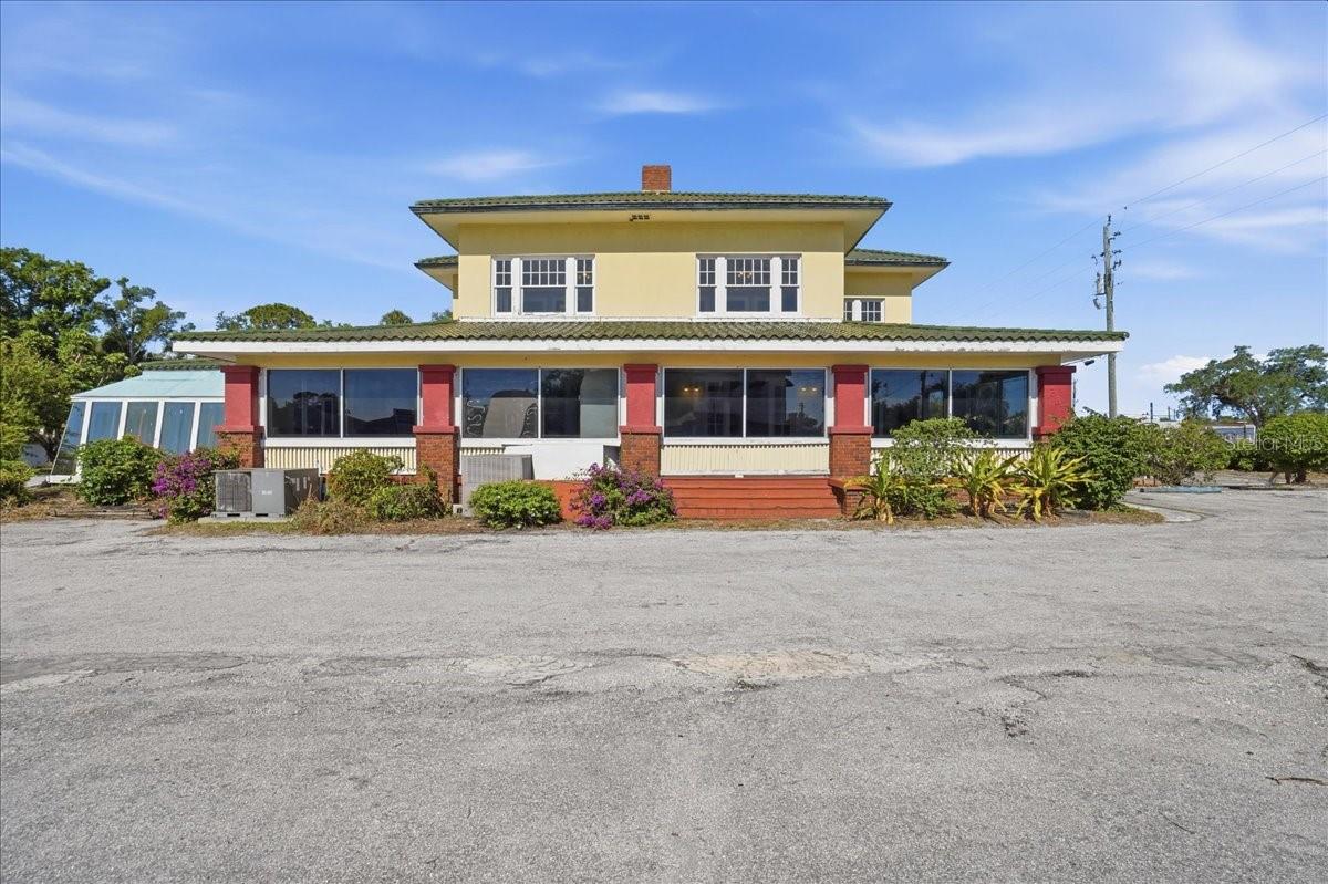 337 US-41 BUS., PALMETTO, FL, 34221