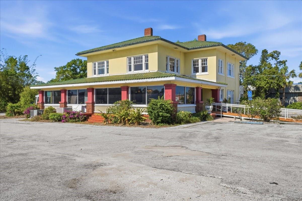 337 US-41 BUS., PALMETTO, FL, 34221