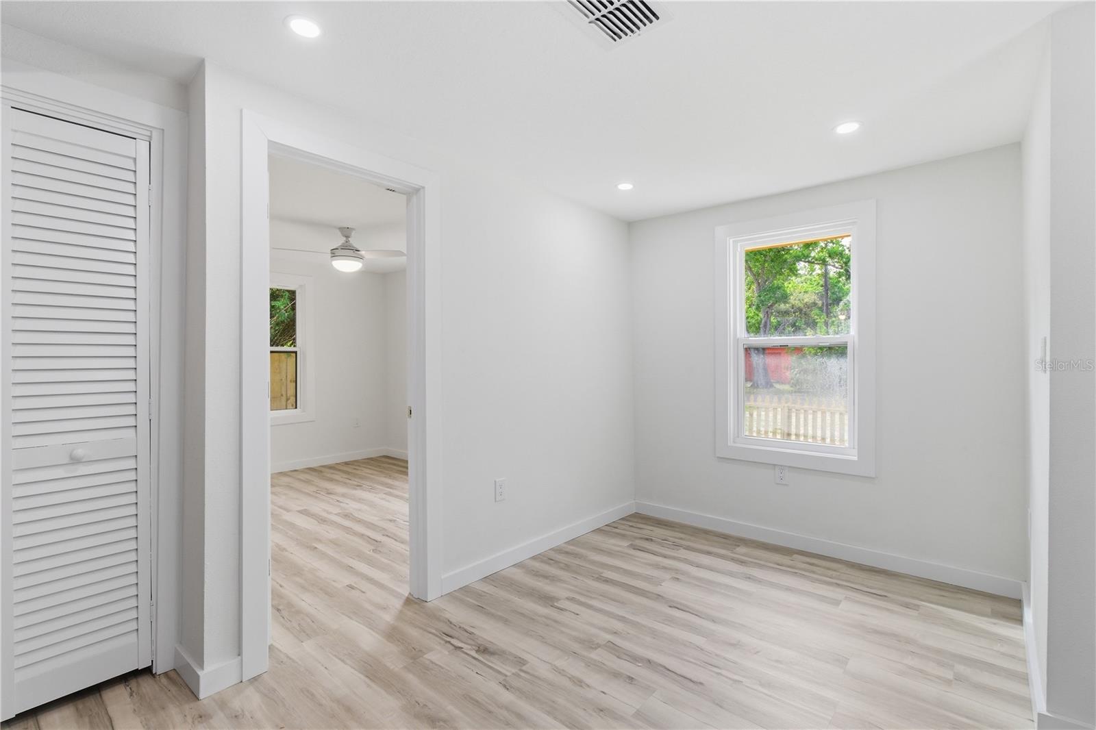 5211 25TH AVE S, GULFPORT, FL, 33707