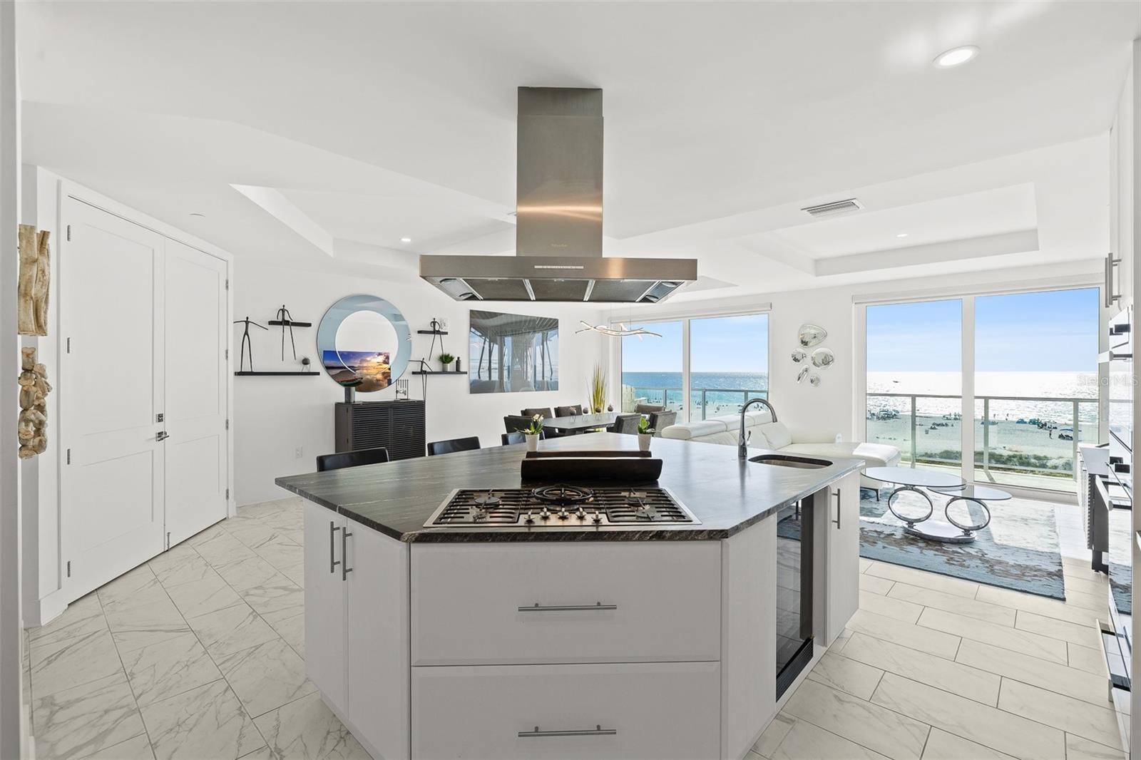 15 AVALON ST #502, CLEARWATER BEACH, FL, 33767