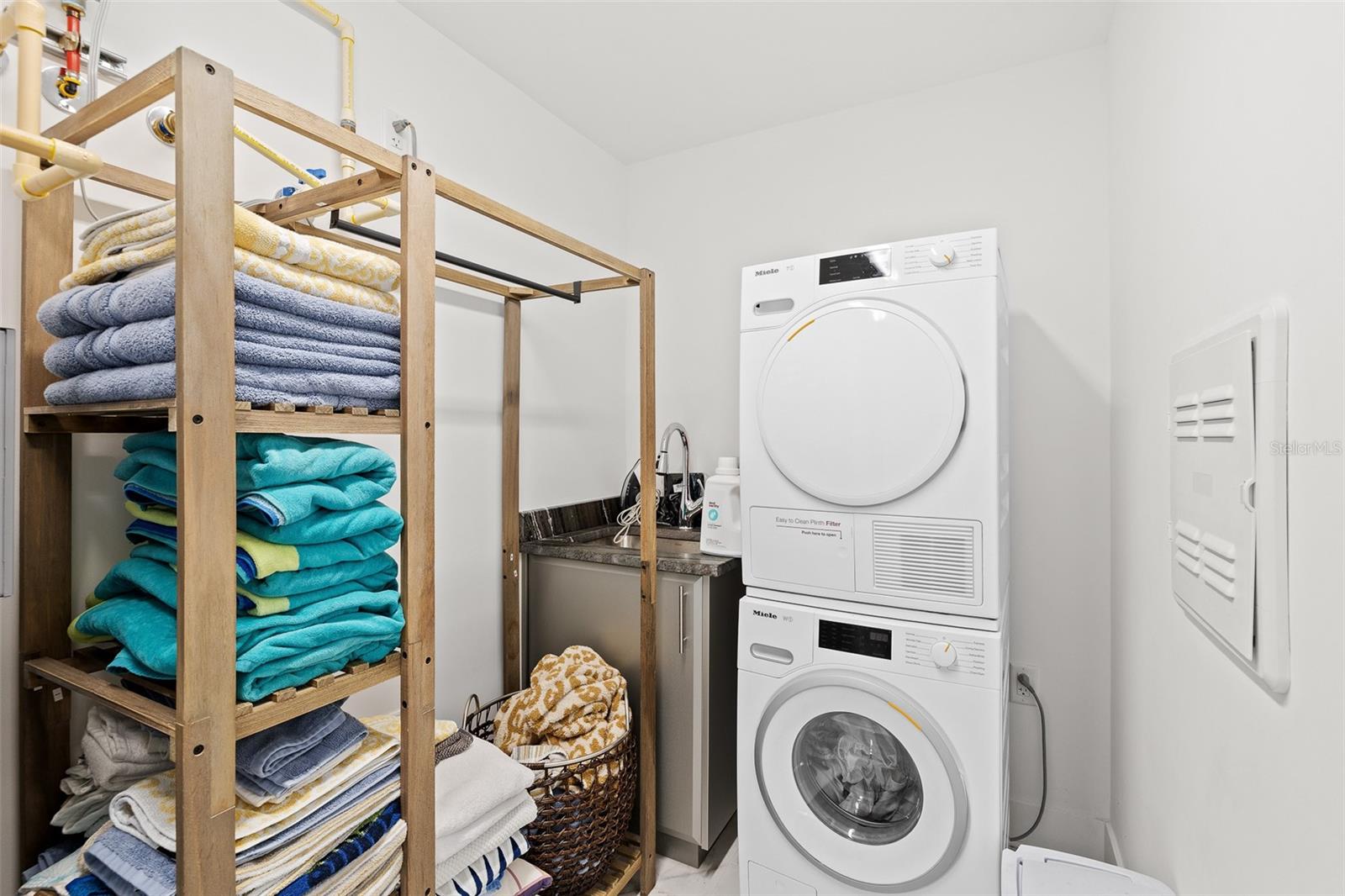 15 AVALON ST #502, CLEARWATER BEACH, FL, 33767